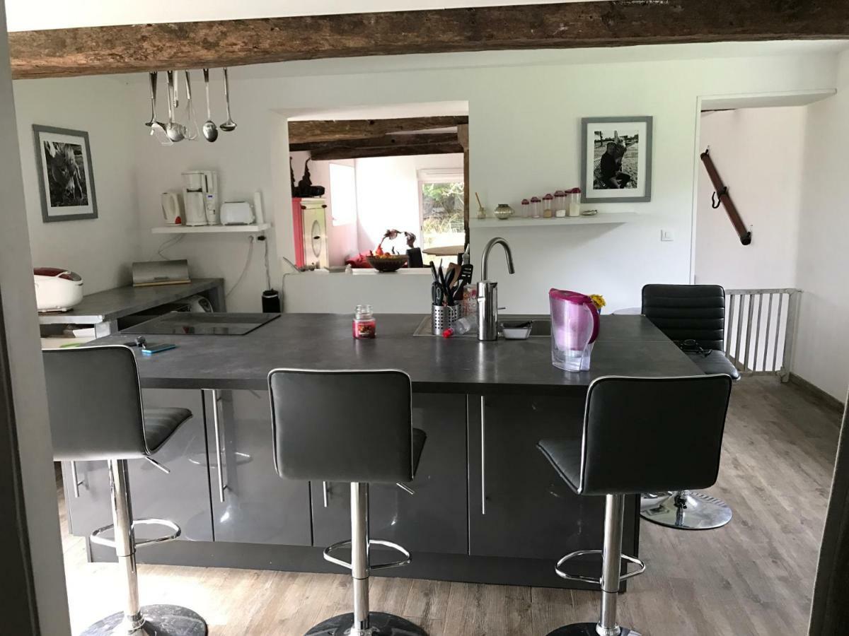Gite Le Bonheur Est Dans Le Pre Saint-Pierre-Des-Ifs  Exterior photo